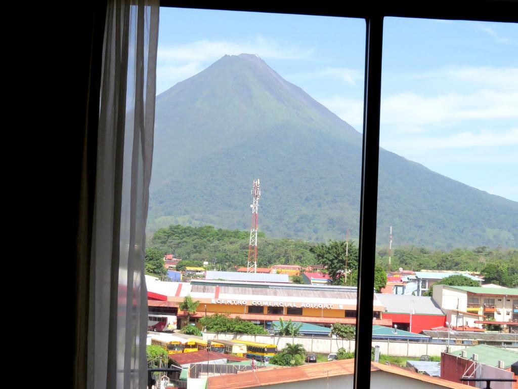 Hotel La Fortuna Esterno foto