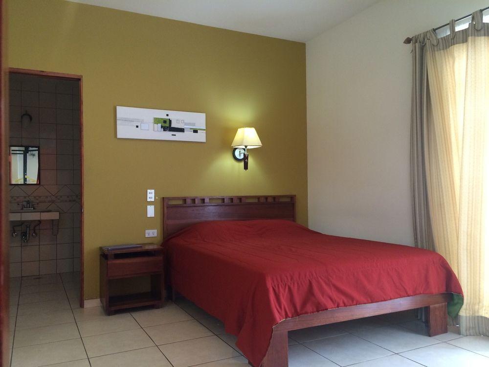 Hotel La Fortuna Esterno foto