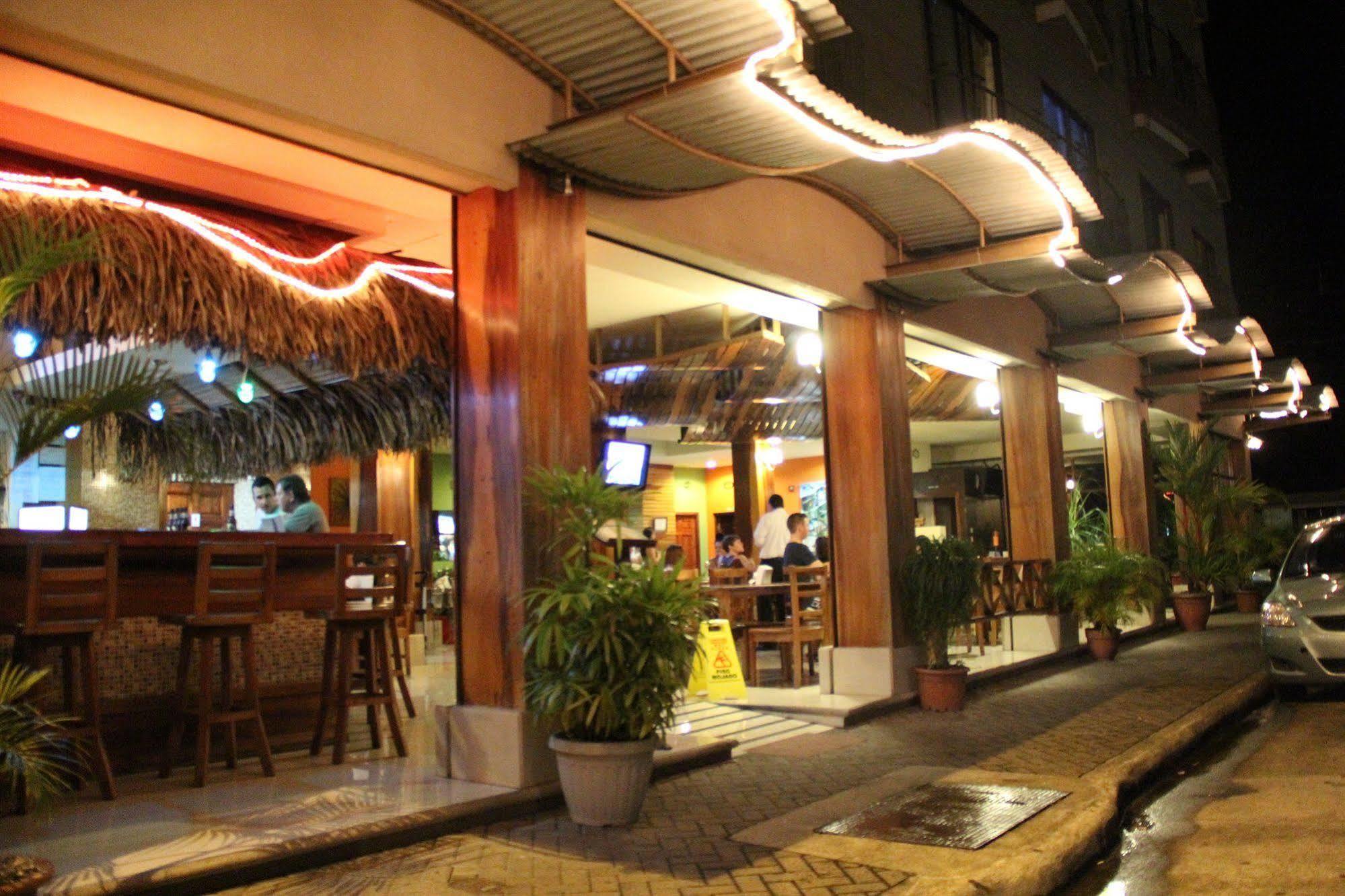 Hotel La Fortuna Esterno foto