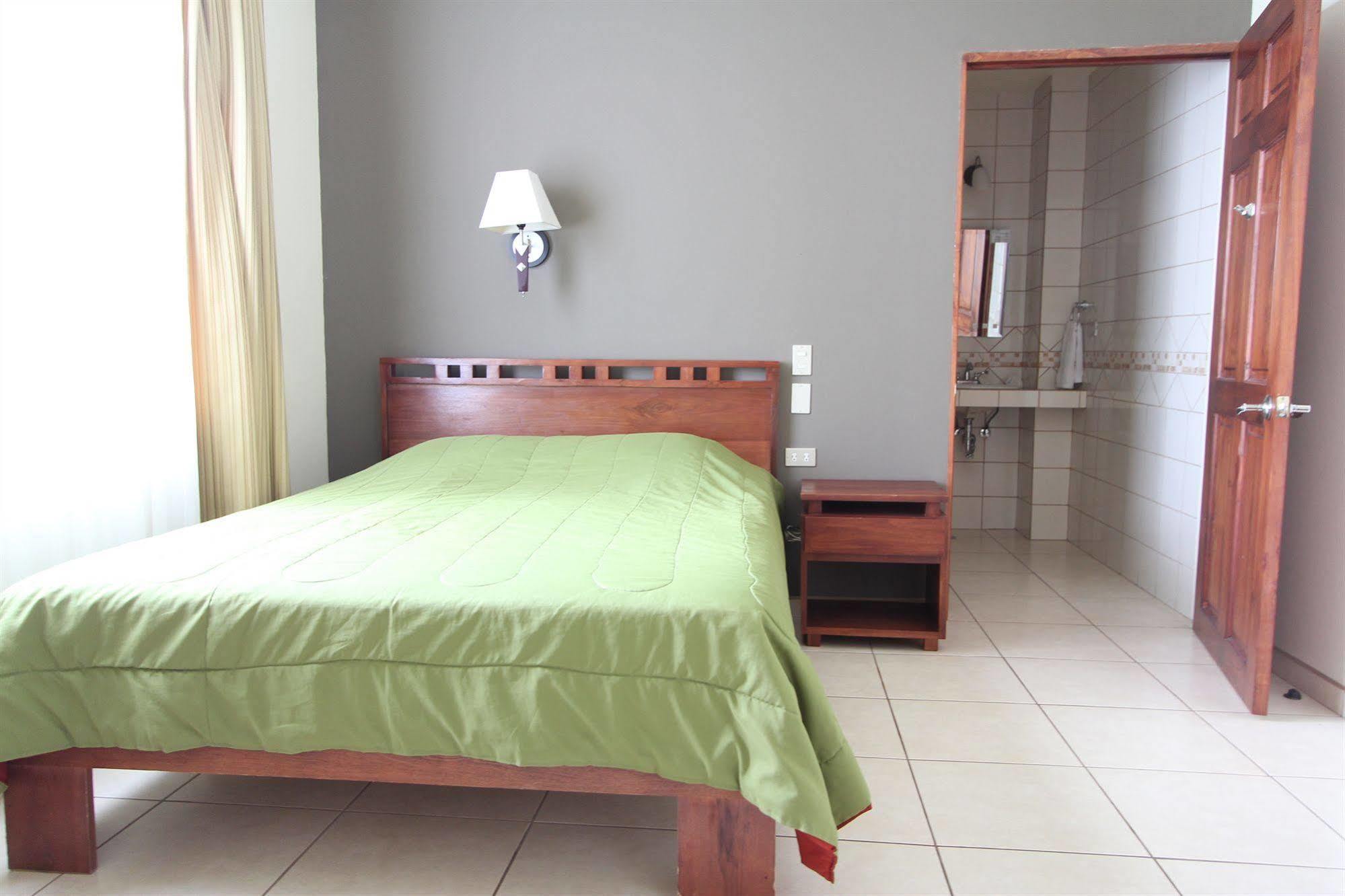 Hotel La Fortuna Esterno foto