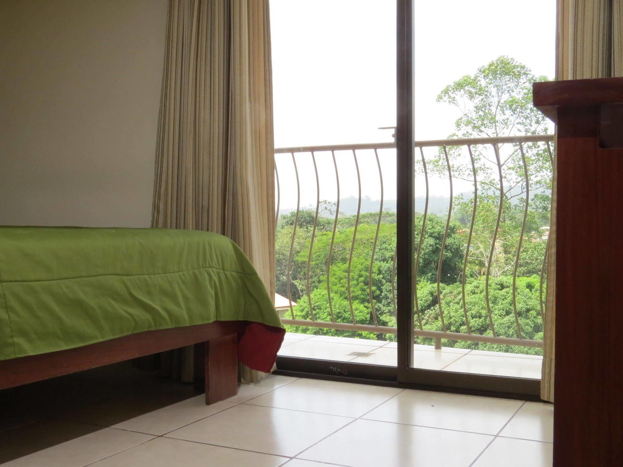 Hotel La Fortuna Esterno foto